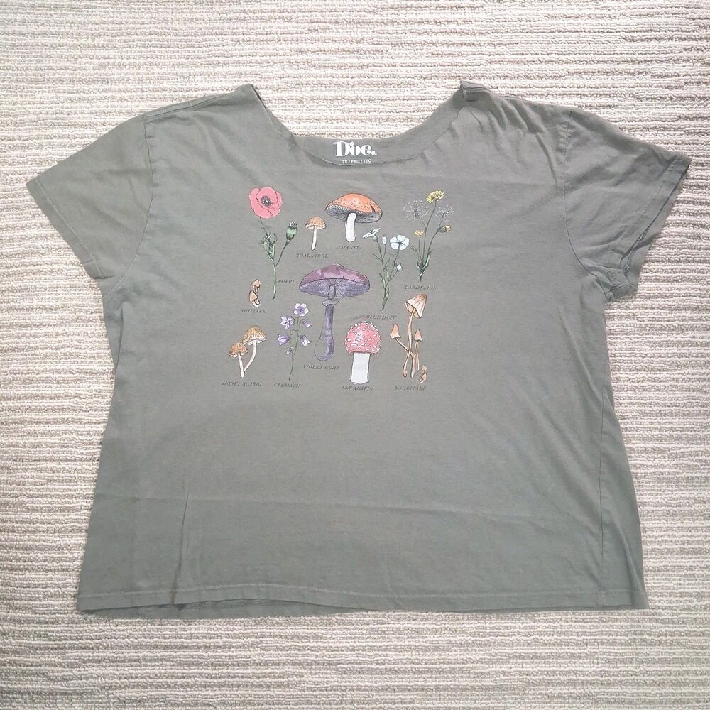 Doe Womens 2X T-Shirt Green Mushroom Graphic Tee Short Sleeve Floral Top...